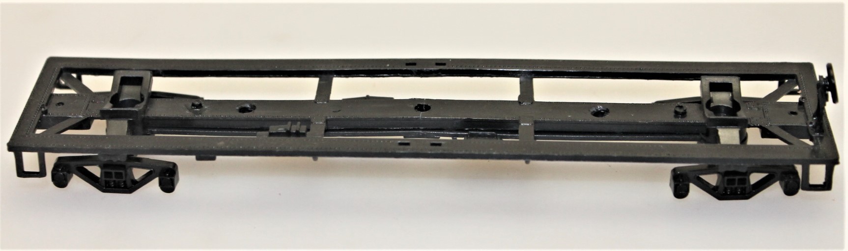 (image for) Tank Car Chassis w/ Truck Frames ( HO Kit Bashing )